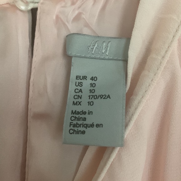 Dress Light Pink sleeveless Size 10 18” pit to pit 37” long by H & M lined - Picture 3 of 4